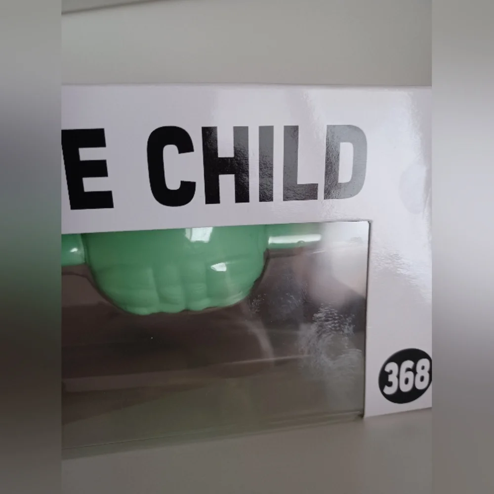 The‎ Child Grogu From Star Wars The Mandalorian 368 Bobblehead Figure Funko Pop